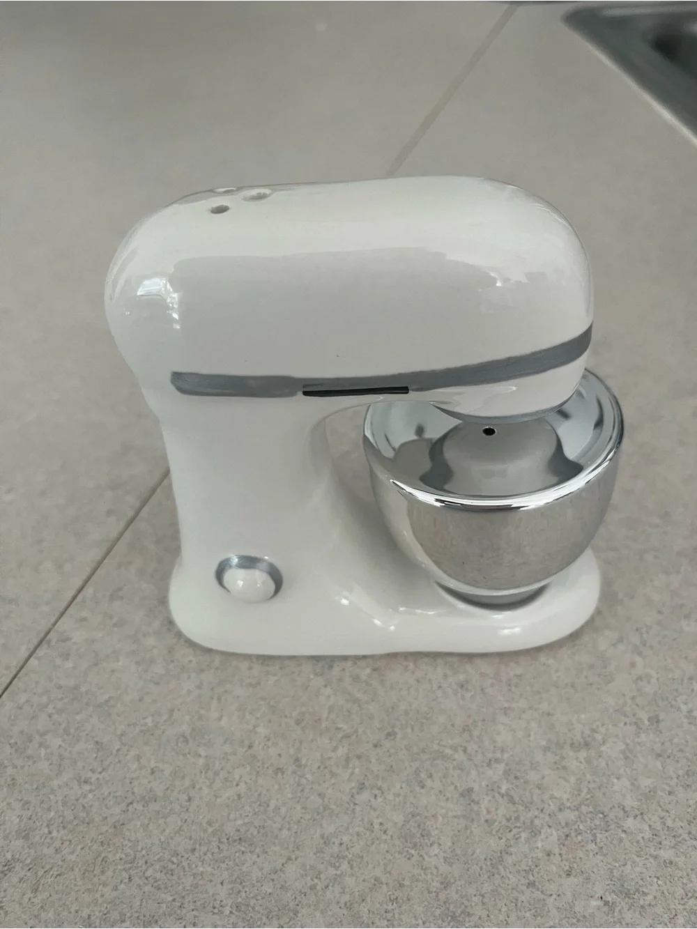 Cracker Barrel White and Silver Mixer-Shaped Salt & Pepper Shakers
